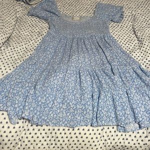 altard state light blue dress with little white flowers size xs